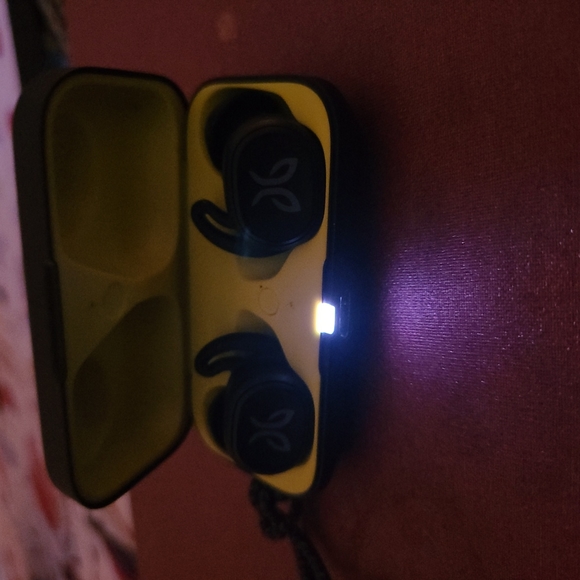 JAYBIRD VISTA EARBUDS - Picture 3 of 4